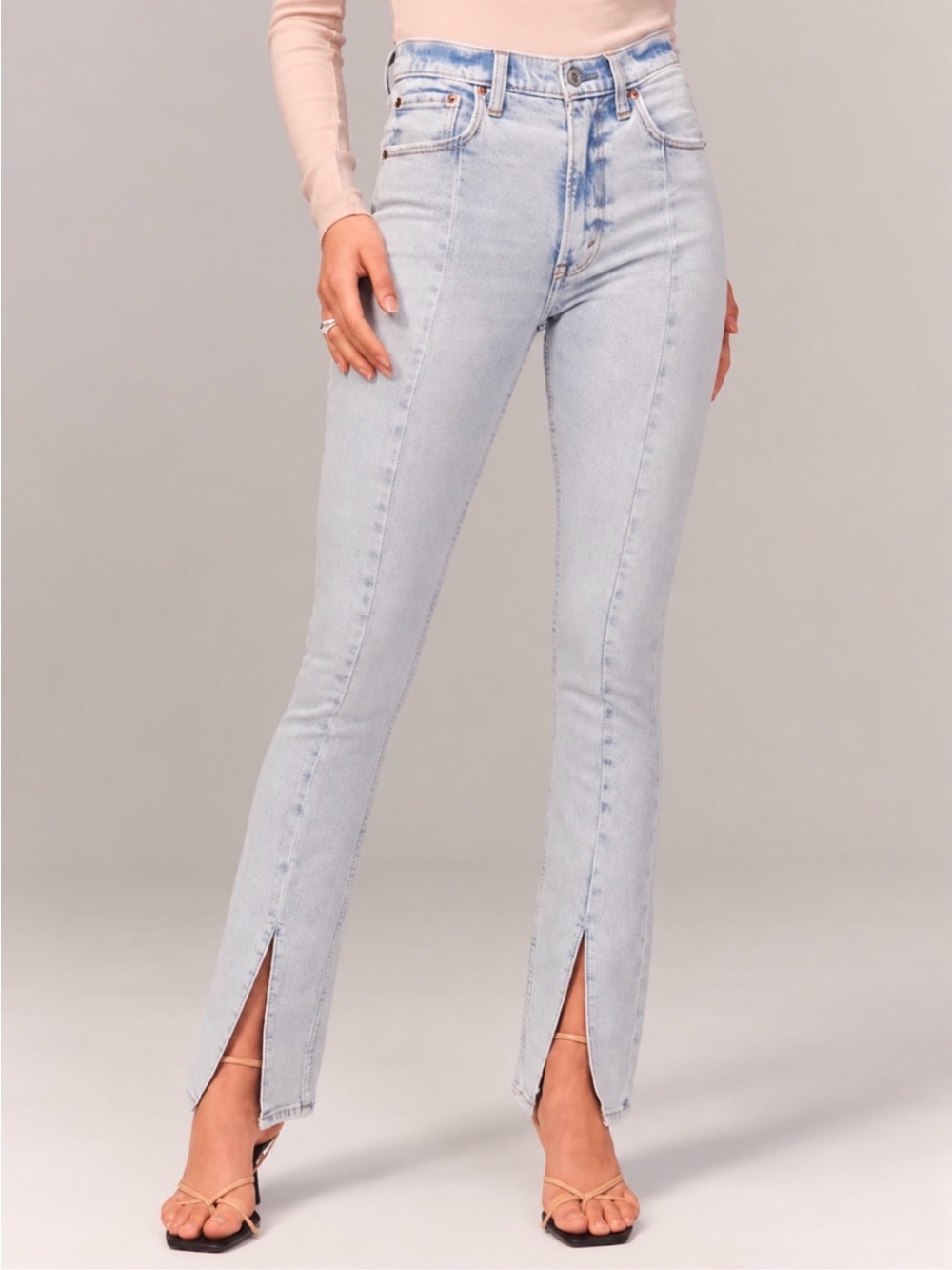 NWT Abercrombie & Fitch The Skinny High Rise Jeans 32/14R Light Wash Front Slit